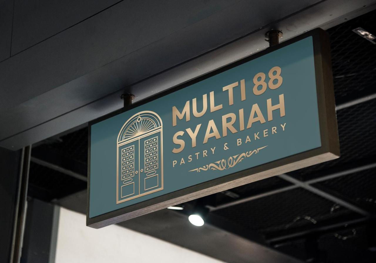 Hotel Multi 88 Syariah Yakarta Exterior foto